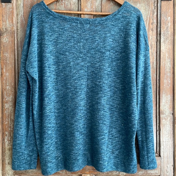 Old Navy Marled Teal Oversized Long Sleeve V-neck Top Size M - Picture 2 of 7